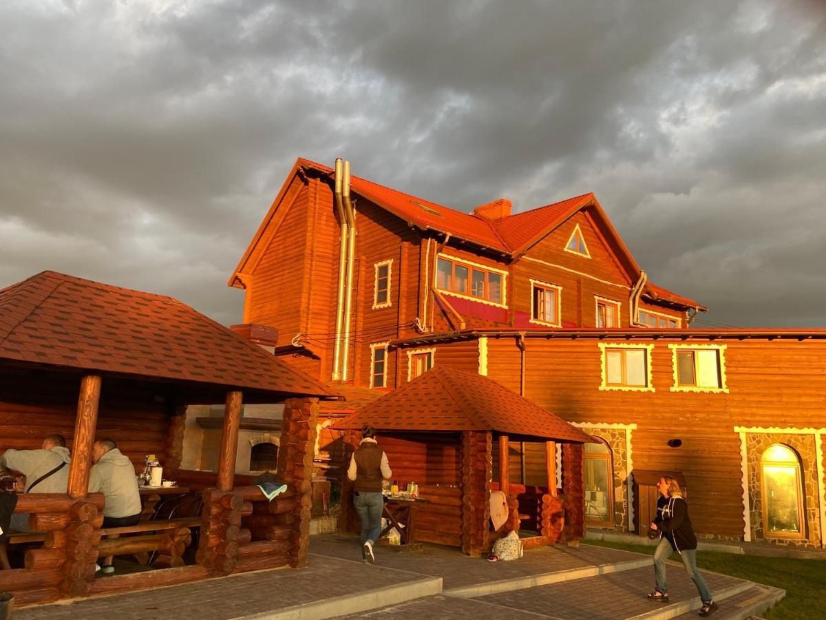 Hotel Panorama Karpat Yablunytsya Exterior foto