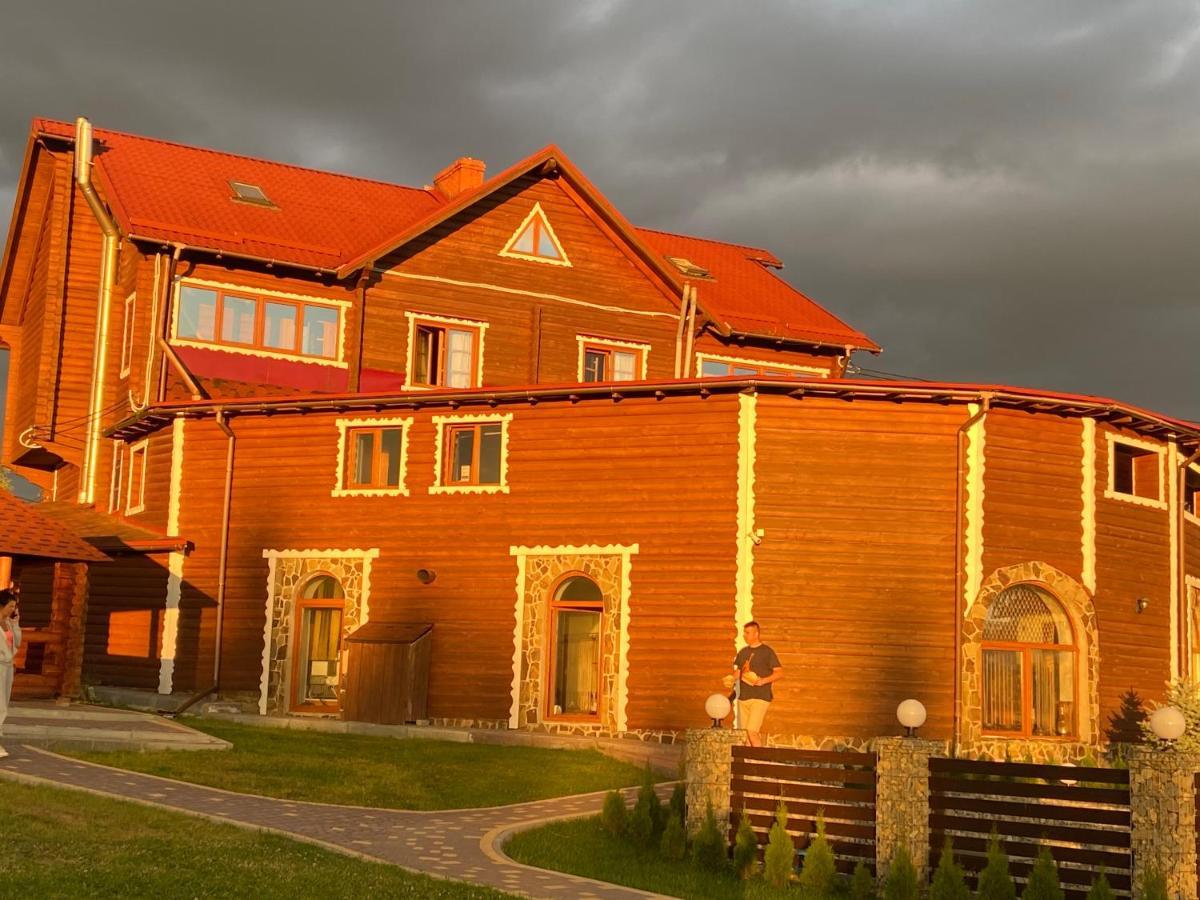 Hotel Panorama Karpat Yablunytsya Exterior foto