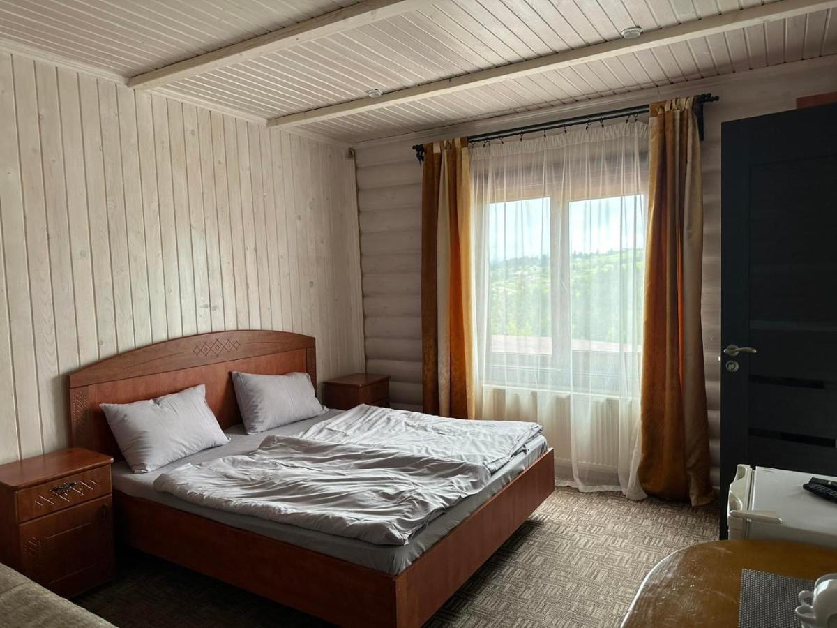 Hotel Panorama Karpat Yablunytsya Exterior foto