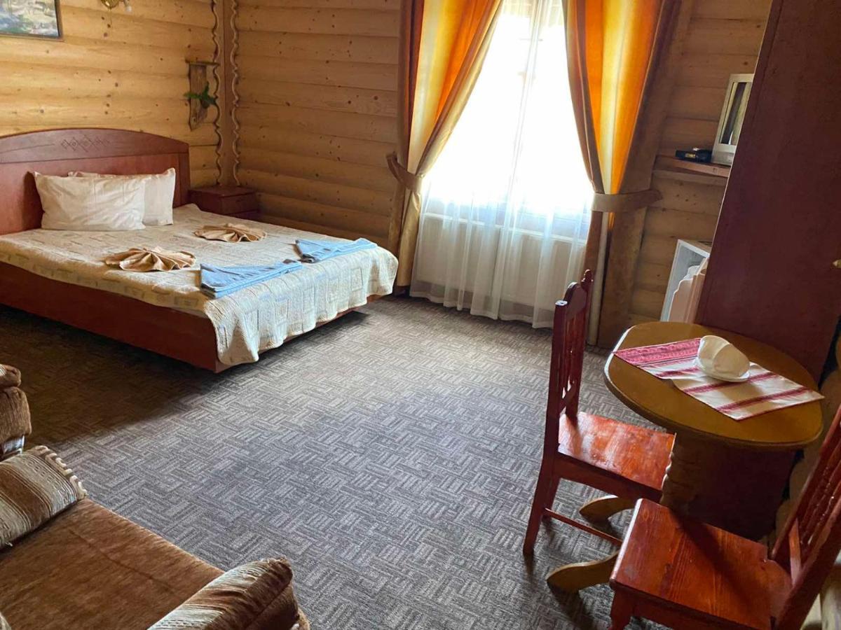 Hotel Panorama Karpat Yablunytsya Exterior foto